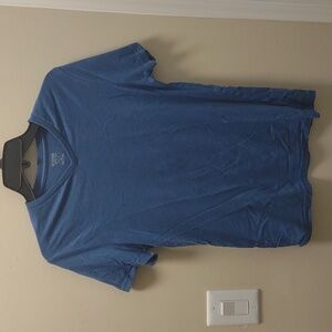 Basic v neck mens